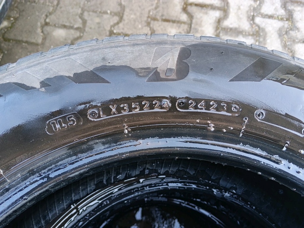 185X65 R15 4 adet Bridgestone 4 mevsim lastik - 4