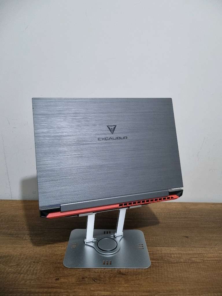 RTX4060 - CASPER EXCALİBUR - GAMING LAPTOP TEMIZ - 8