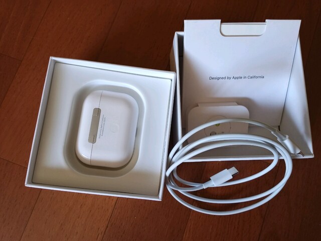 Apple Airpods kulaklık