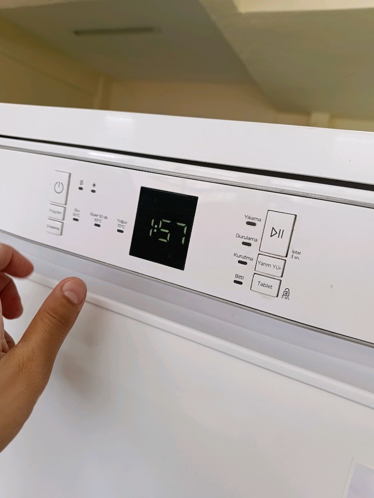 Vestel Sıfır Ayarında 3 Programlı Bulaşık Makinesi - 2