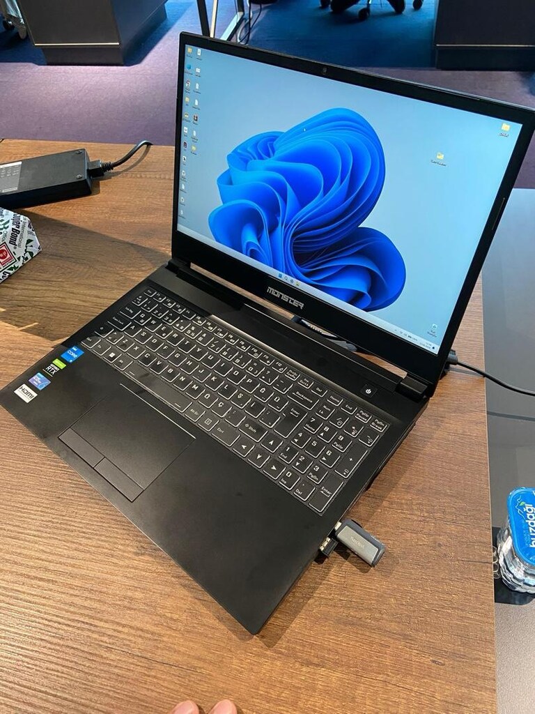 monster Abra a5 v17.2 oyuncu bilgisayarı - 4