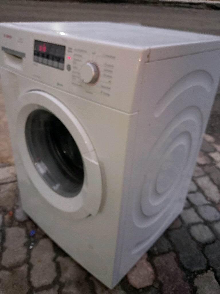 BOSCH MAX7 YENİ MODEL ÇAMAŞIR MAKİNESİ ÇALIŞIR DURUMDA SORUNU YOK - 3