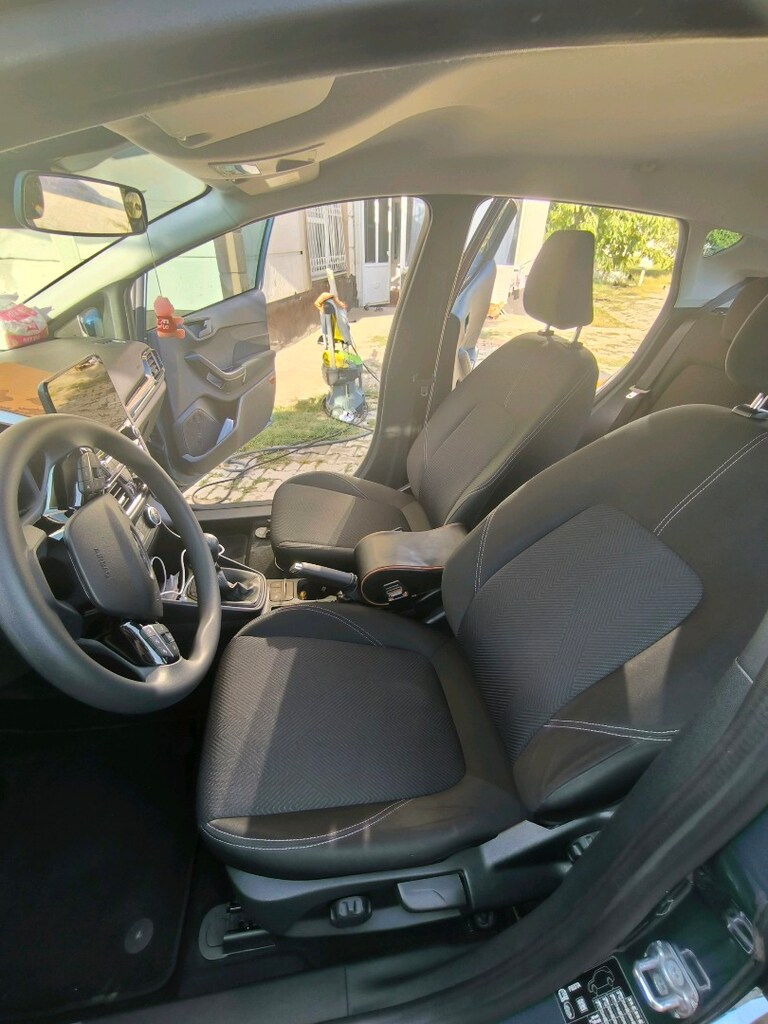 Ford Fiesta - 5