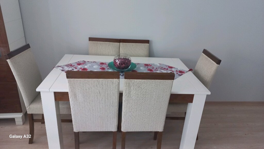 salon takımı alana aynasını hediye edeceğim.