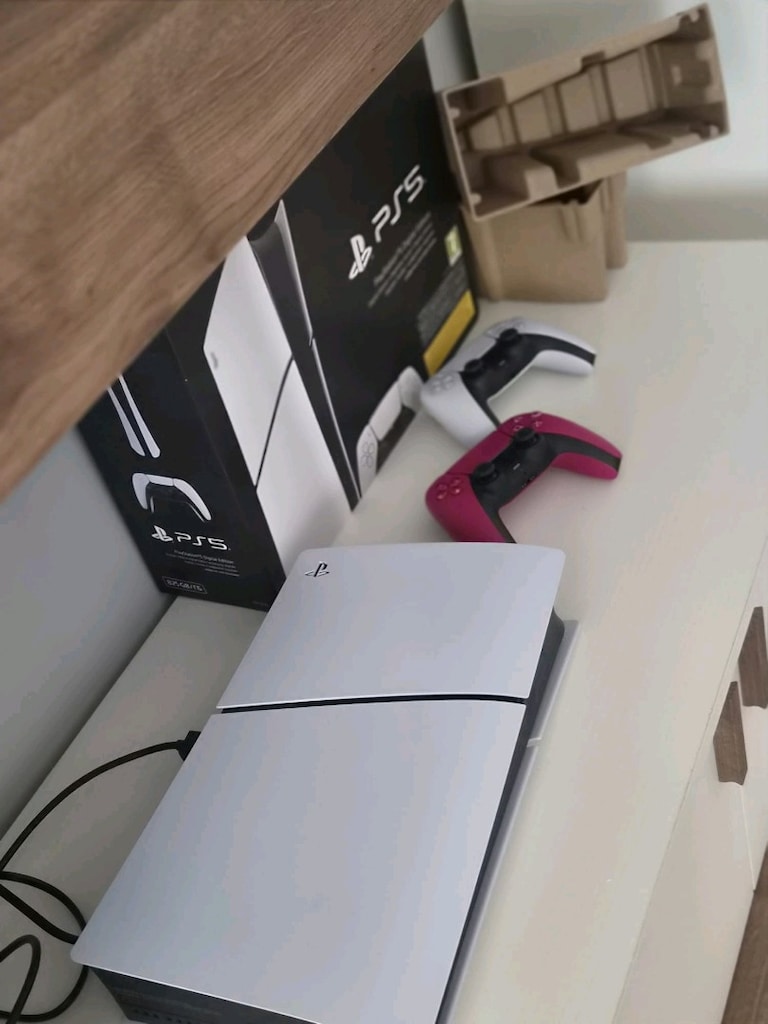 sonra ps5 slim digital e chassıs/emae - 3