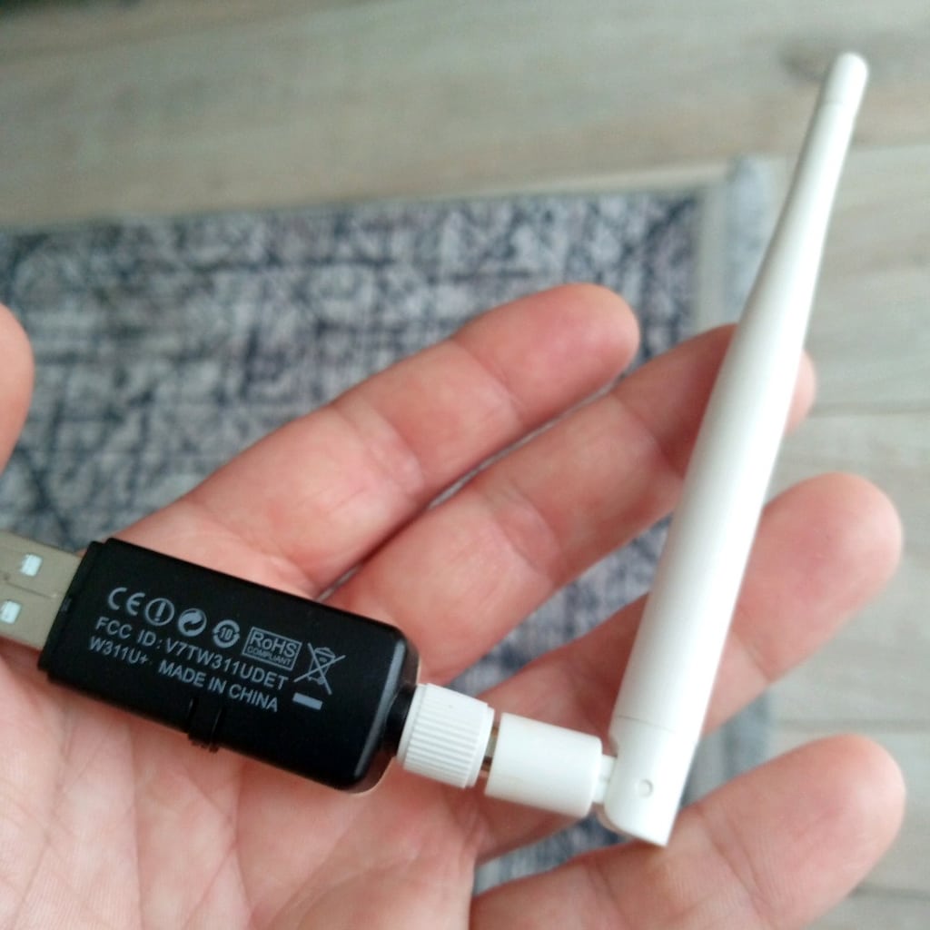 Wifi router ve wifi adaptör birlikte - 3