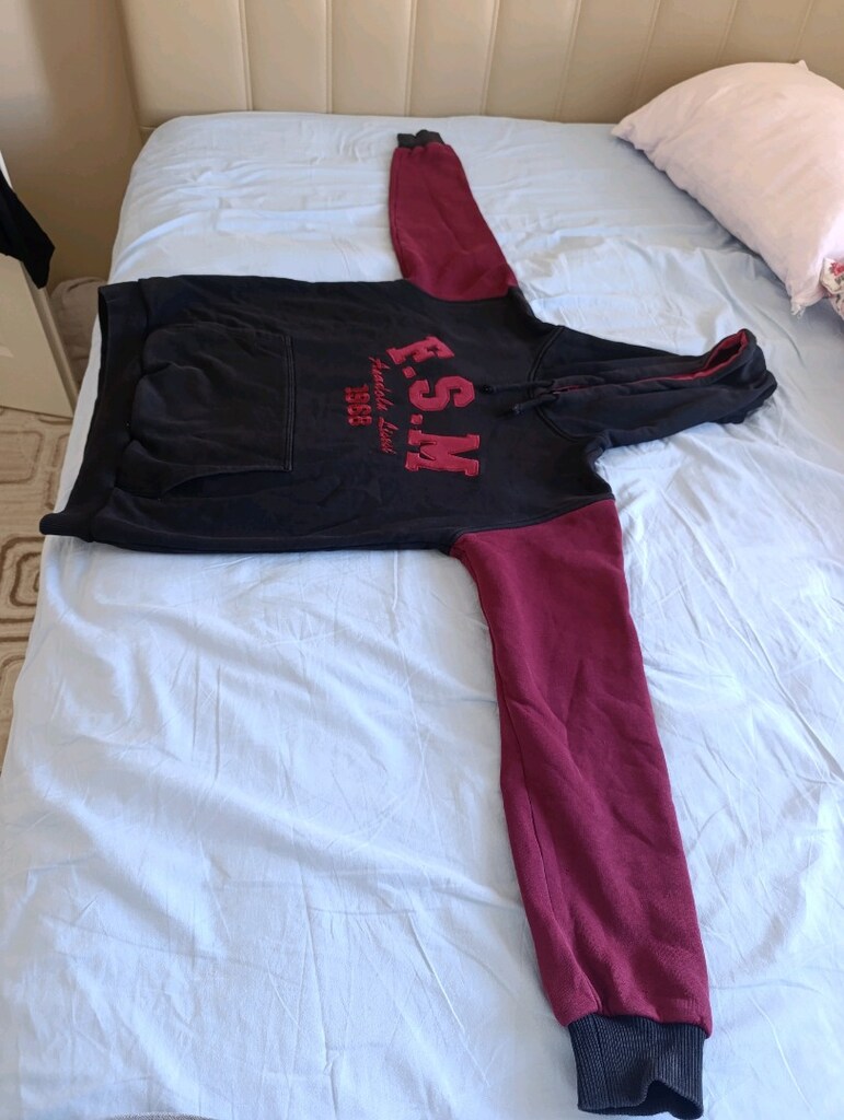 okul svetshort kapşonlu - 4