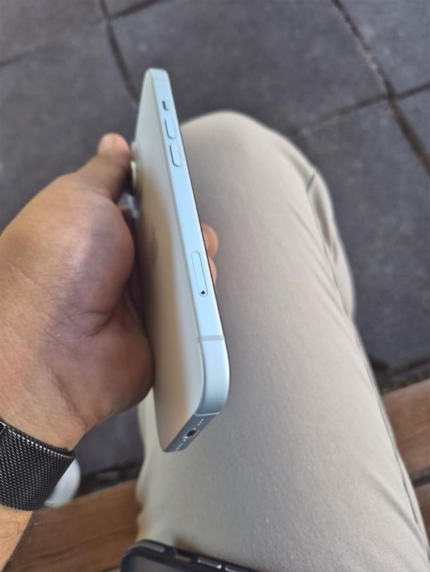 iPhone 15 tertemiz ilk günkü gibi - 2
