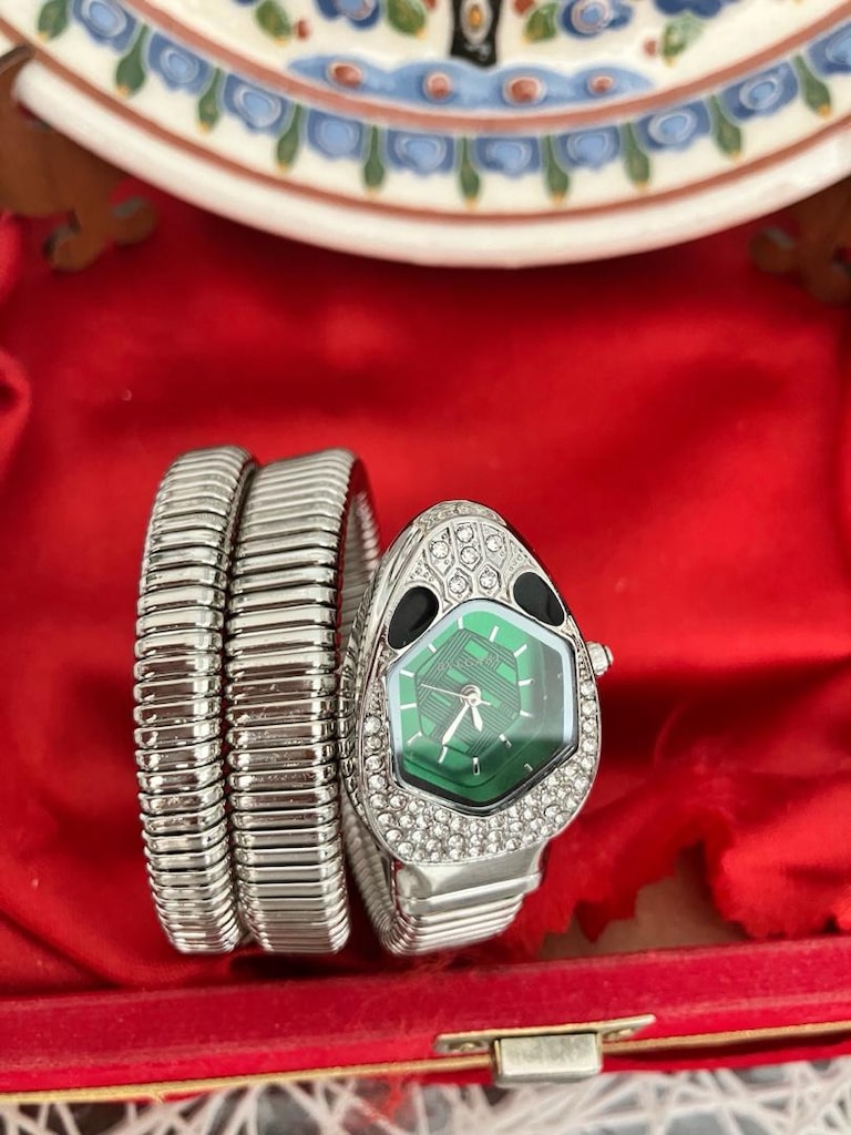 Bvlgari Yeşil Kadranlı yılan kordon Taşlı kadın Saat… - 4