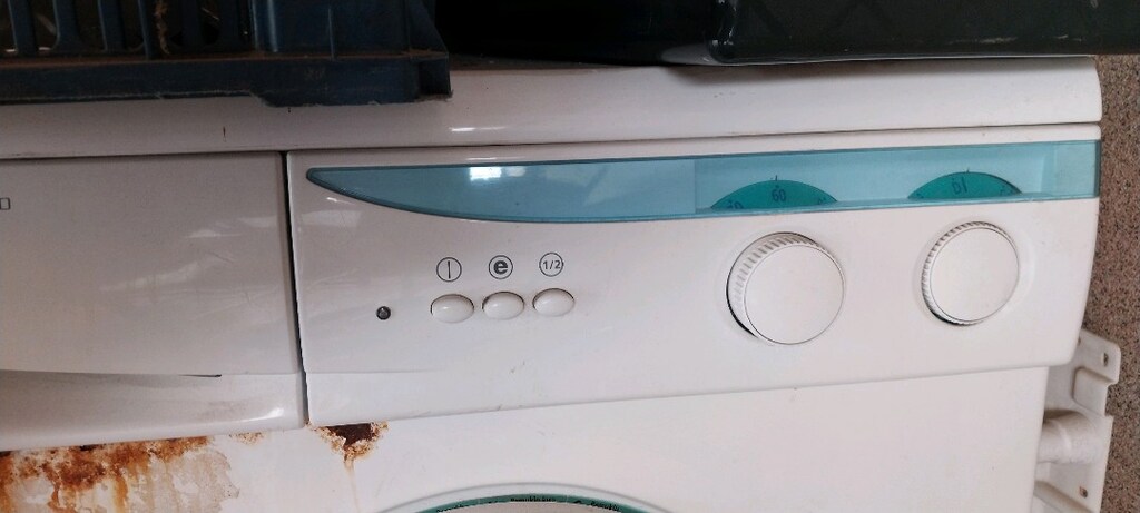 arçelik 5kg çamaşır makinesi çalışıyor - 2