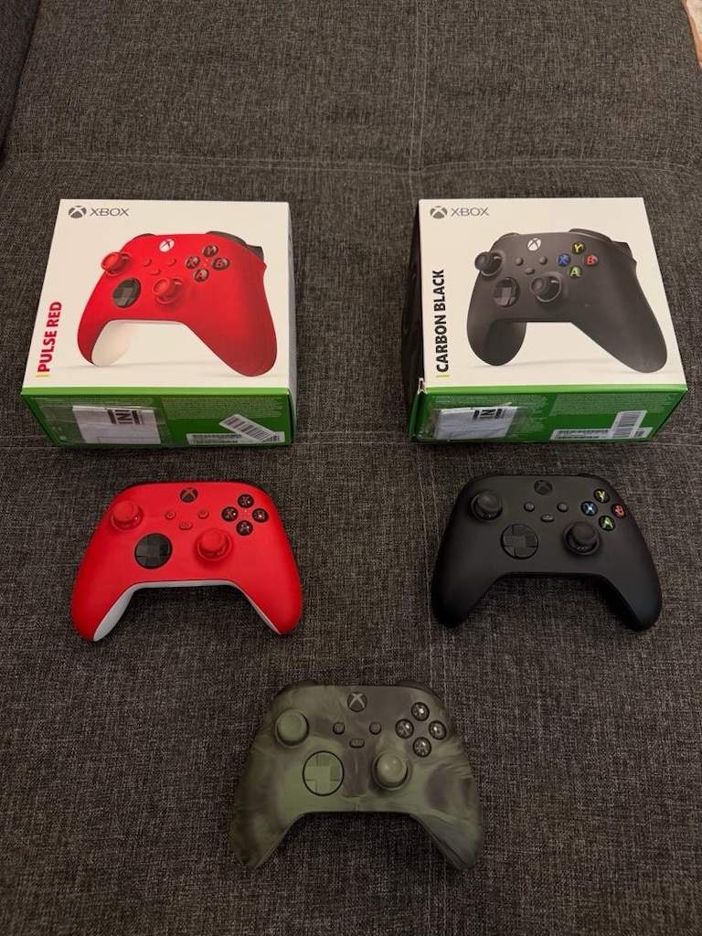 Xbox Wireless Controller 9. Nesil, (1 ay bile kullanılmadılar)