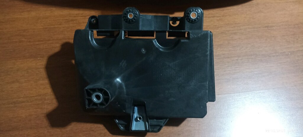6R0915321D Volkswagen akü alt tabla - 4