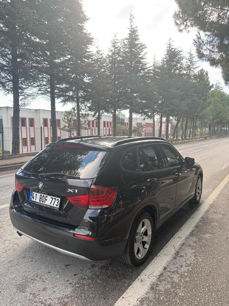 BMW X1 CAM TAVAN NBT EKRAN KOLTUK ISITMA - 4