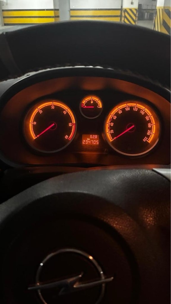 Opel corsa 2009 - 3