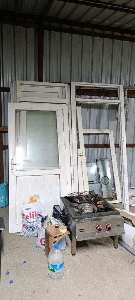 Pimapenler merdiven dahil değil pimapen camları toptan hepsi satılık - 2
