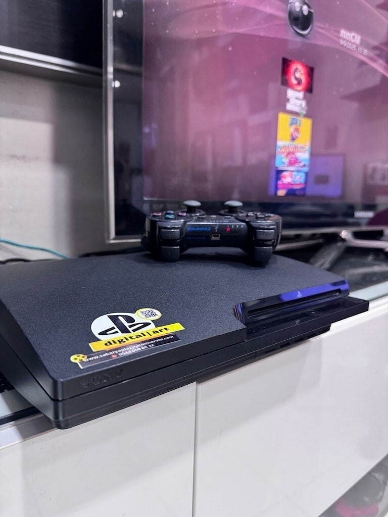 PS3 SLIM · 1000 OYUNLU ÜCRETSİZ MARKETİ YÜKLÜ · DIGITAL ART SAKARYA - 2