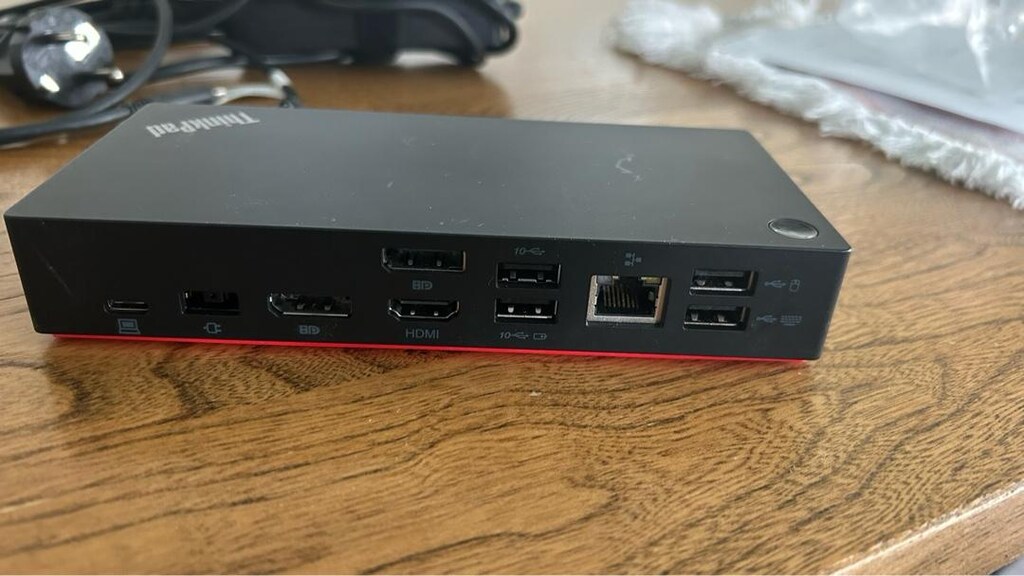 lenovo thinkpad usb-c dock gen2 adaptör ve usb-c kablo ile - 2
