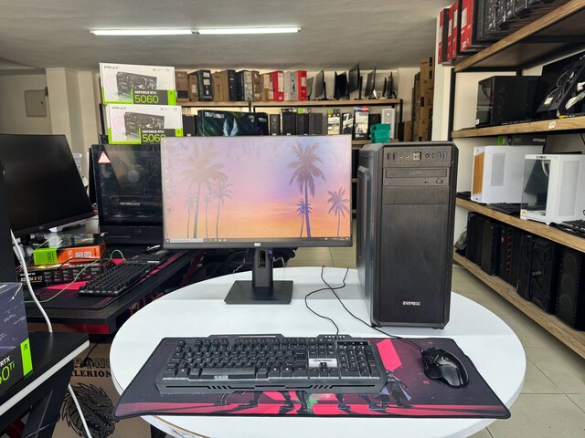 EVEREST KASA*İ5 7600 İŞLEMCİ*16GB RAM*120GB SSD*500GB HDD*RX580 8GB EK