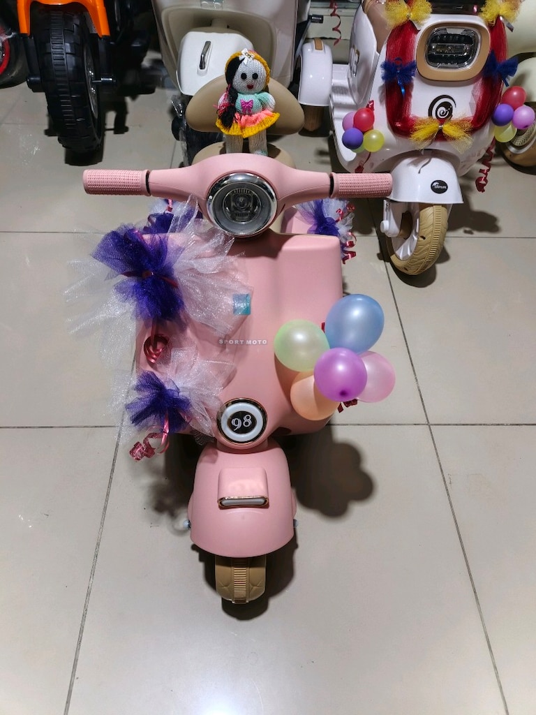 (KAMPANYA)12 VOLT 2-6 YAŞ VESPA KUMANDALI&MANUEL AKÜLÜ ARABA SCOOTER - 5