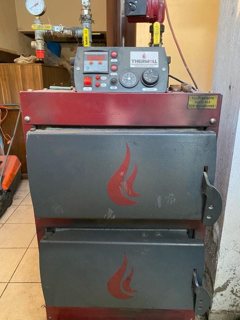 Otomatik yüklemeli Thermoll 30000 KCAL kalorifer kazanı