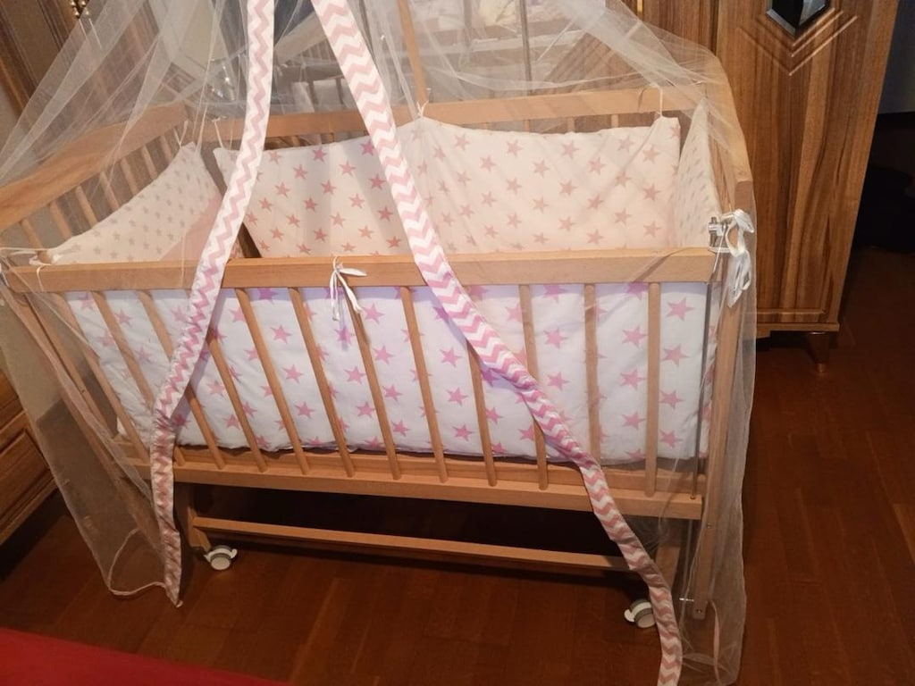 Ahşap sallanır bebek beşiği - 5