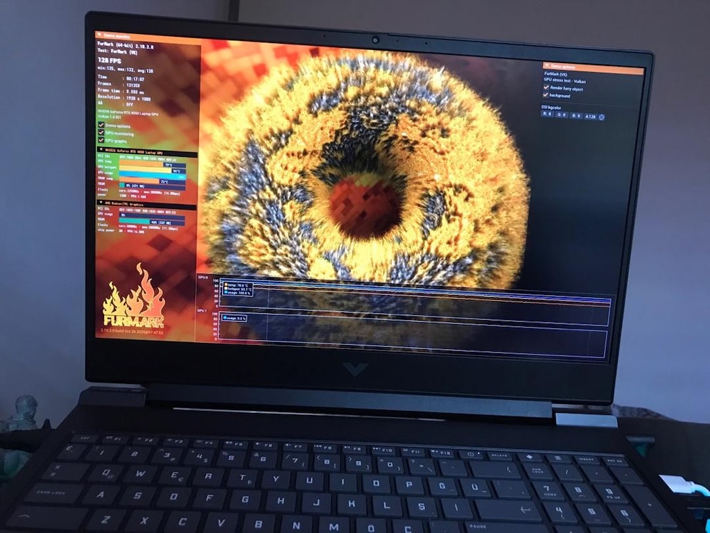 Hp Victus 16 Ryzen 7-7800. Rtx 4050 - 2