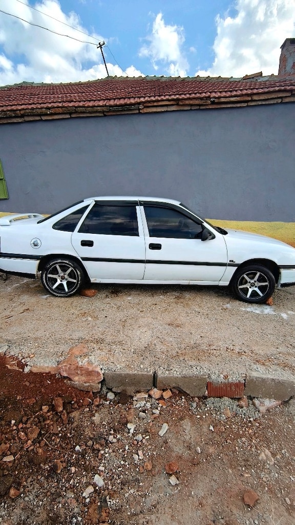 Opel vectra a 93 model 2.0gl boyasız deisensiz - 4
