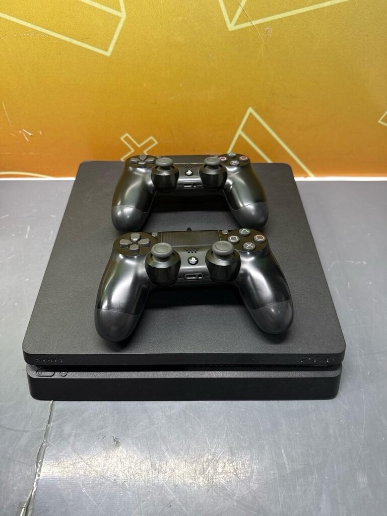 PLAYSTATION 4 SLİM 1 TB KIRIK 20 OYUN YÜKLÜ + 2 ADET PLAYSTATION 4 KOL - 2
