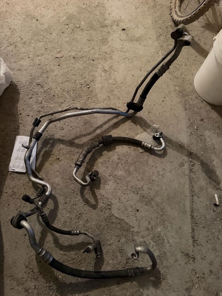 Audi VW CAX Motor Orijinal Çıkma Klima Bağlantı Borusu1K0820741C takım - 2