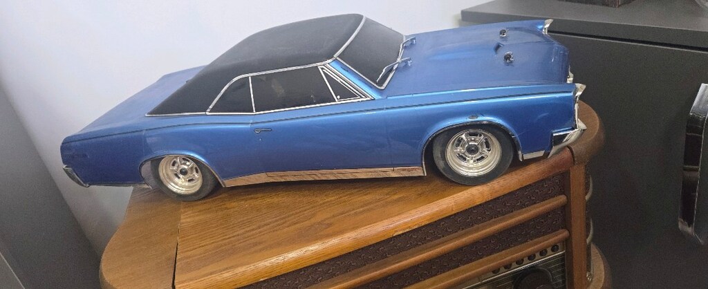 RC CAR 1967 PONTIAC GTO TYROL BLUE - 5