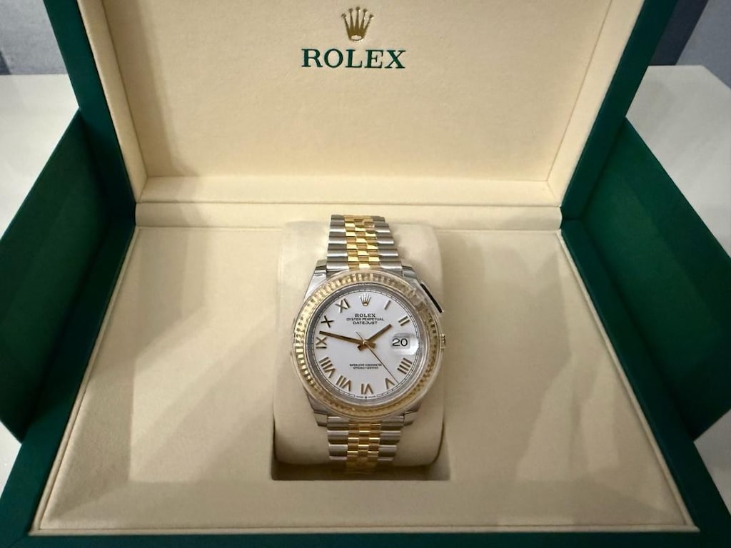 2026 temmuz çıkışlı datejust silver/gold 28.000 usd - 2