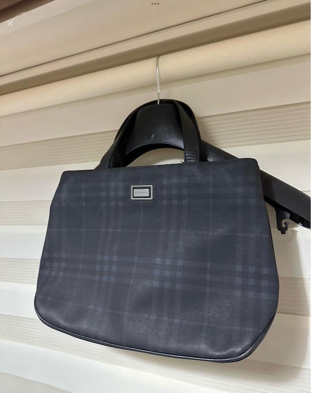 Burberry kadın çantası - 2