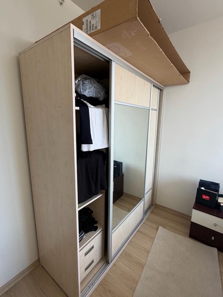 2 Kapılı Aynalı Sürgülü Gardırop Temiz ve Sorunsuz - 2