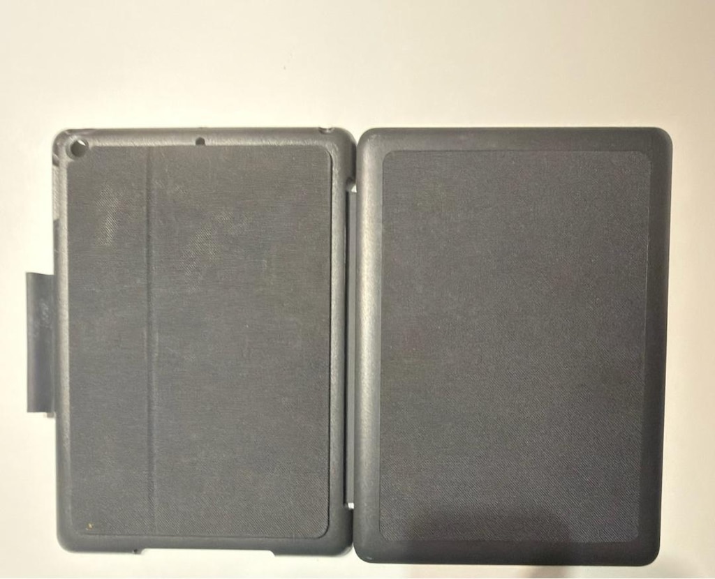 Logitech Klavyeli Kılıf Apple iPad - 4