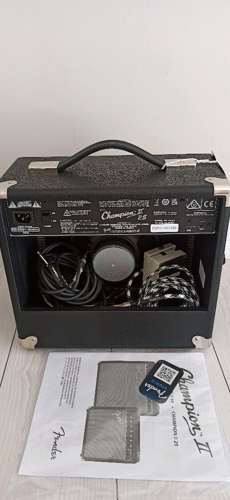 Fender Champion II 25 Gitar Amfisi - 2