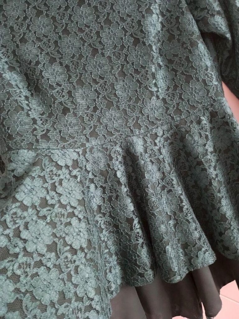 Yeşil Dantel Detaylı Peplum Şık Bluz - 3