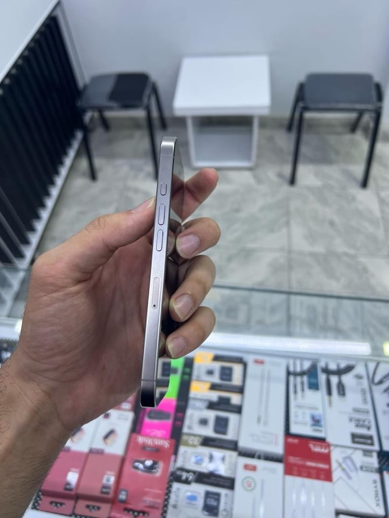 İphone 16 pro 256 GB pil %89 - 3