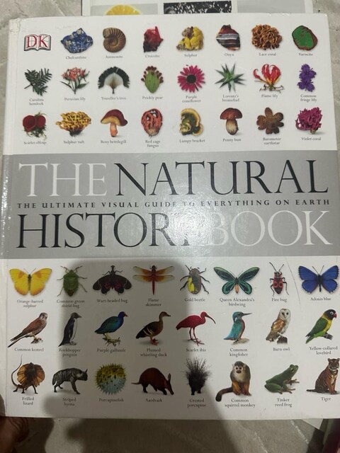 tha naturel history book