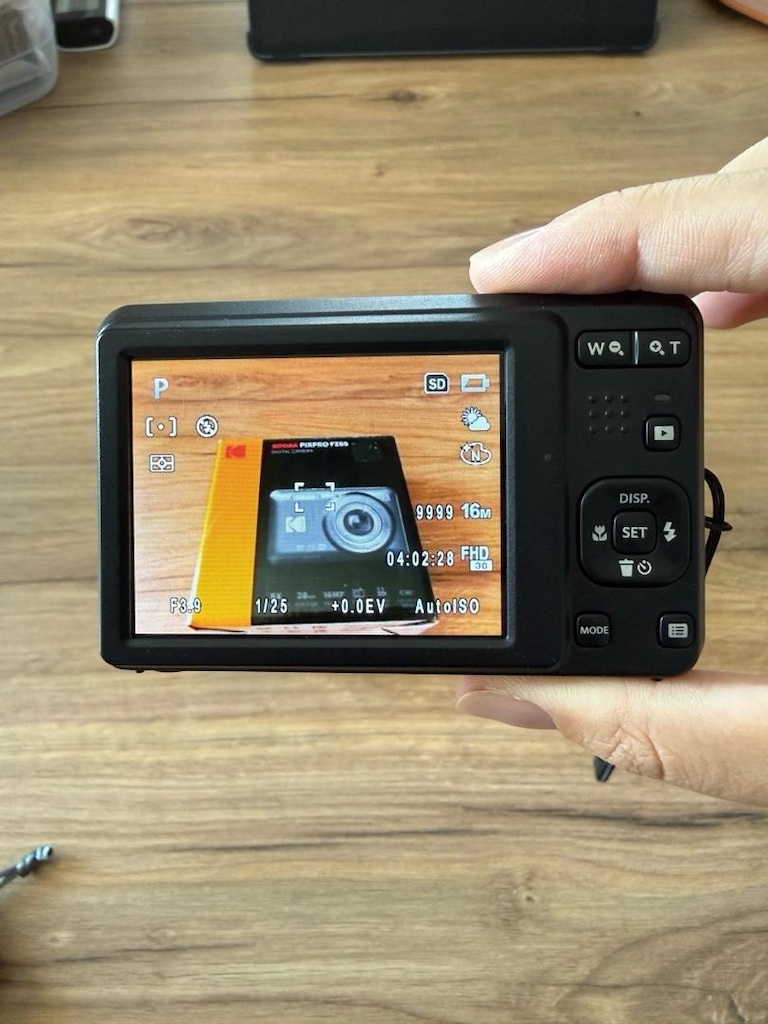 Kodak Pixpro FZ55 Dijital Fotoğraf Makinesi - 4