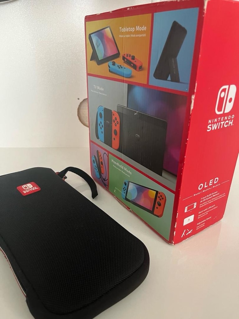 Kusursuz Switch OLED + Tam Kutu Aksesuar + 3 Fiziksel & 4 Dijital Oyun - 18