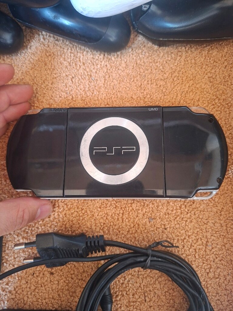 Sony psp 2000 serisi açıklamaya bakınız - 4
