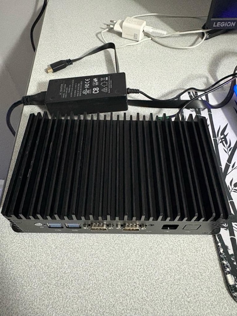 ZENOS ROCKBOX-LITE-J6412 Endüstriyel Mini PC | 8 GB RAM | 128 GB SSD - 2