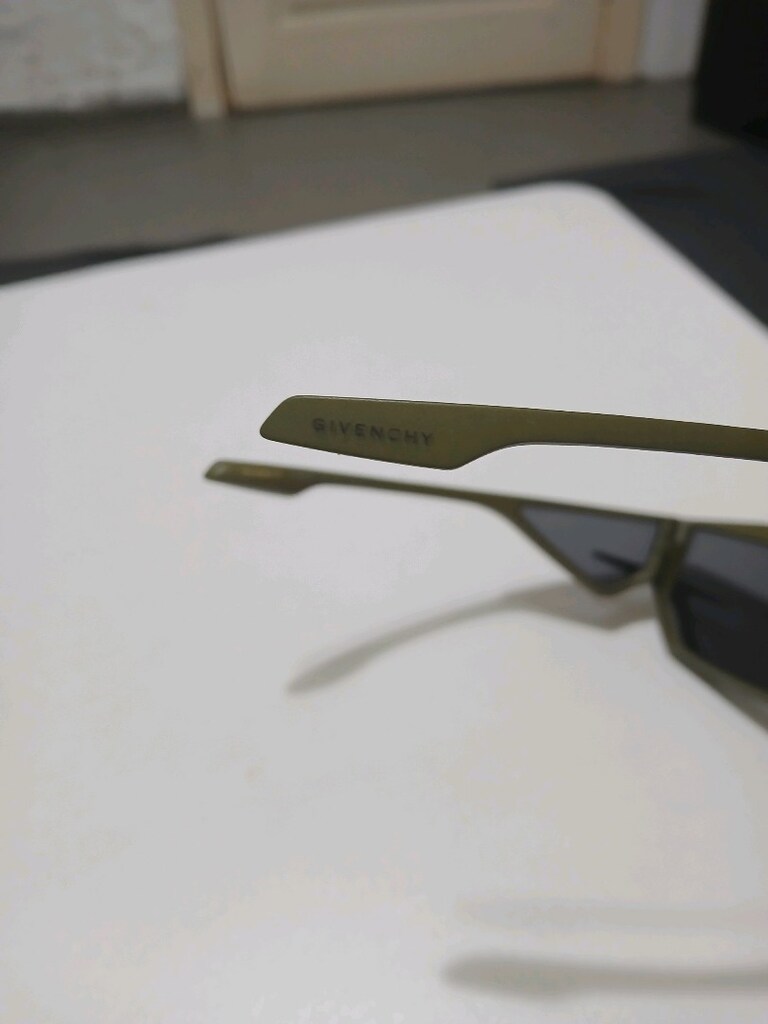 GIVENCHY GÜNEŞ GÖZLÜĞÜ - 5
