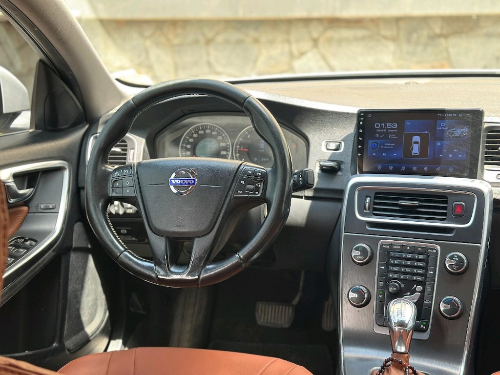 PREMİUM AİLE ARACI VOLVO S60 OTOMATİK DİZEL - 11