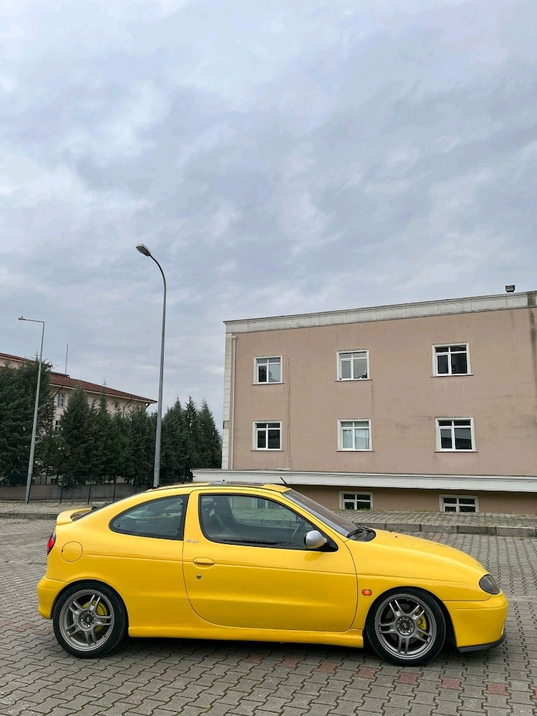 2001 megane coupe - 7