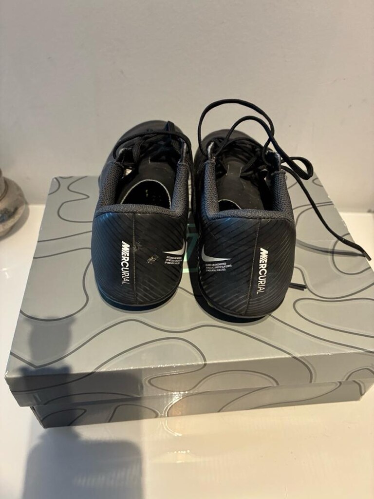 35 Numara Nike Çocuk Kramponu - 4
