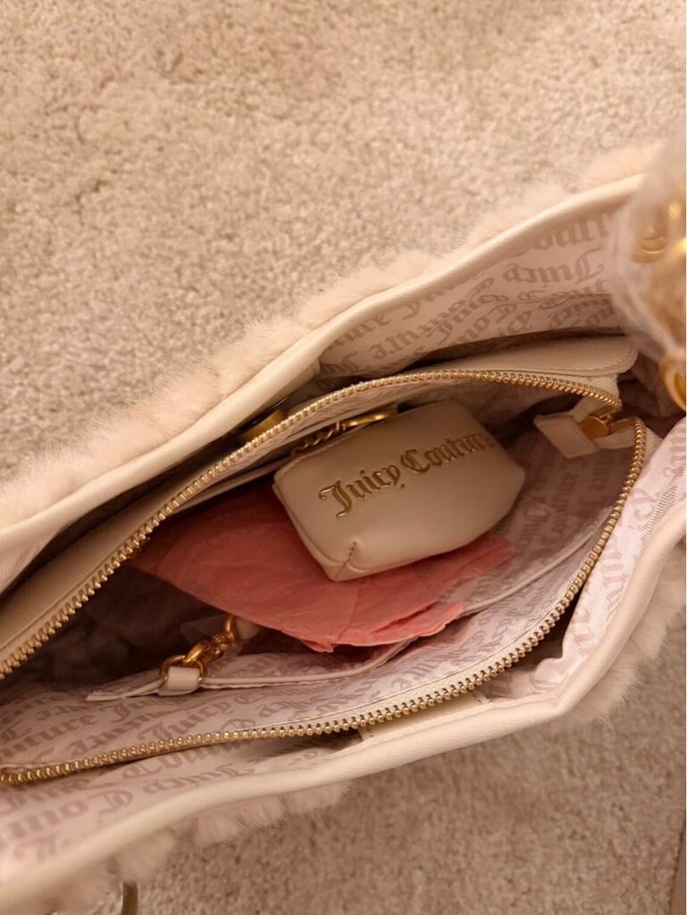 Juicy Couture peluş krem çanta - 3
