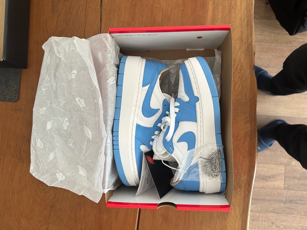 Nike Air Jordan 1 low limited 36,5
