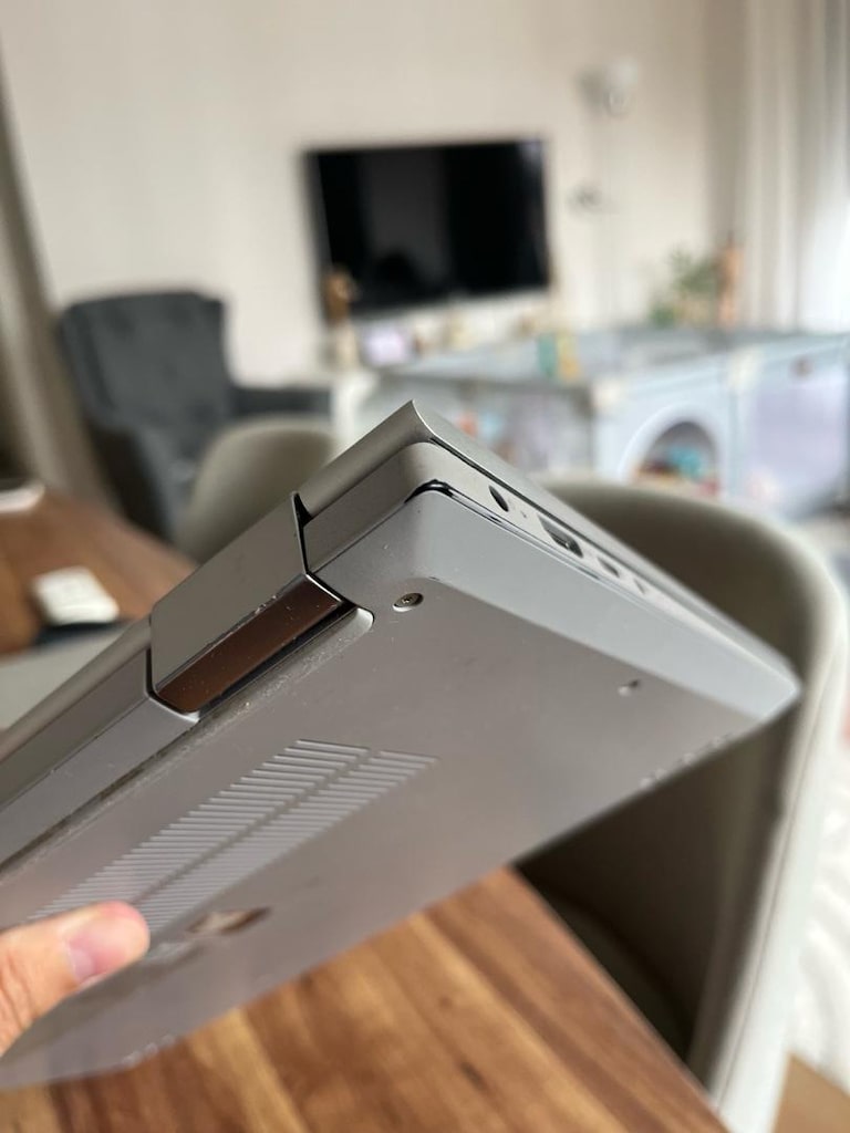 Lenova Idepad Flex 5 Laptop - 8