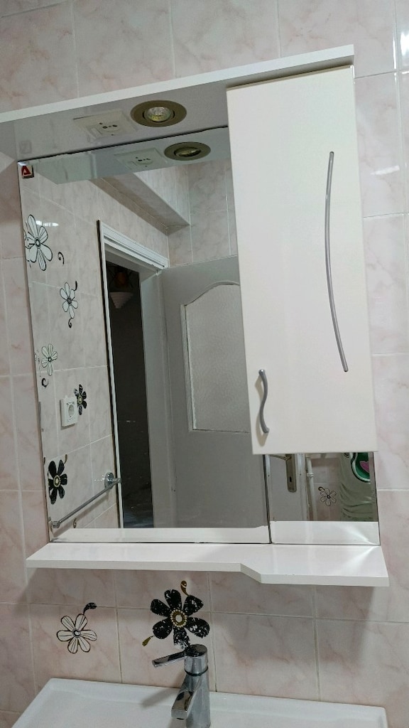 Banyo dolabı - 2
